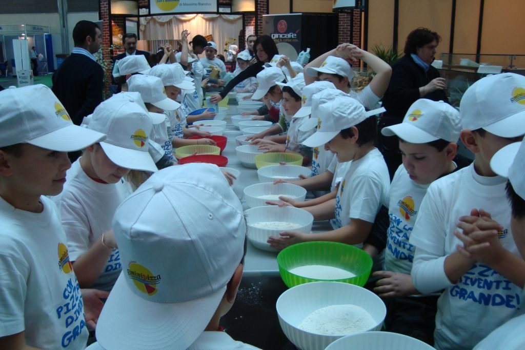 Valerio Torre e il suo laboratorio della pizza per bambini